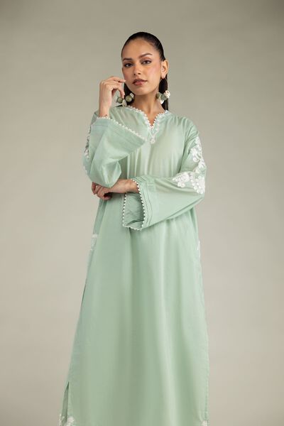 Embroidered | Cambric | Floral Cambric Kurta | USD 45.00