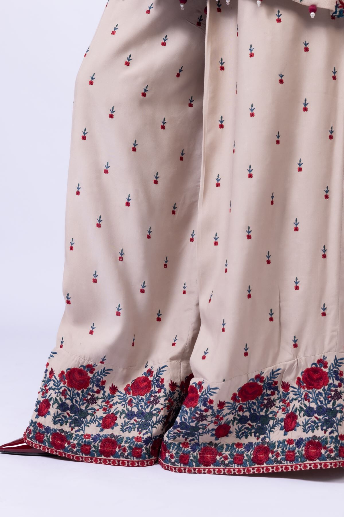 Buy Pants | 0.0 N/A | ESB24638A-VG_MULTI | Khaadi Global