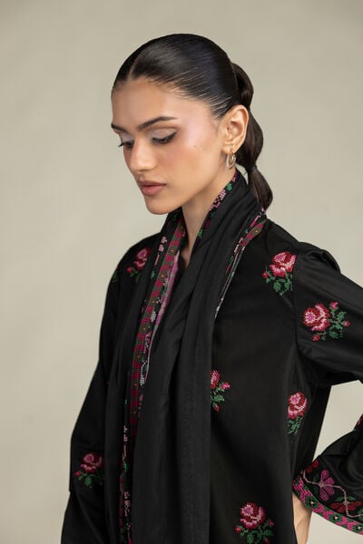 Embroidered | Lawn | Black Lawn Dupatta | USD 30.00