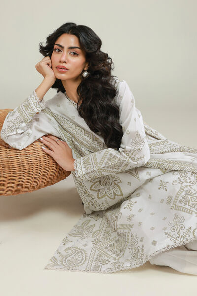 Embroidered | Lawn | Tailored Lawn 3-Piece | USD 42.00