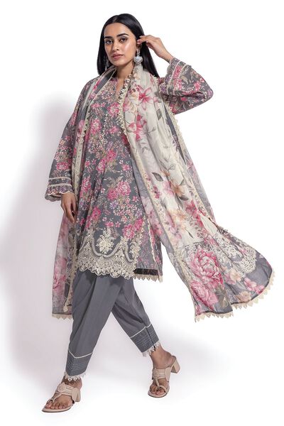 Lawn | Embroidered | Fabrics 3 Piece | USD 30.00