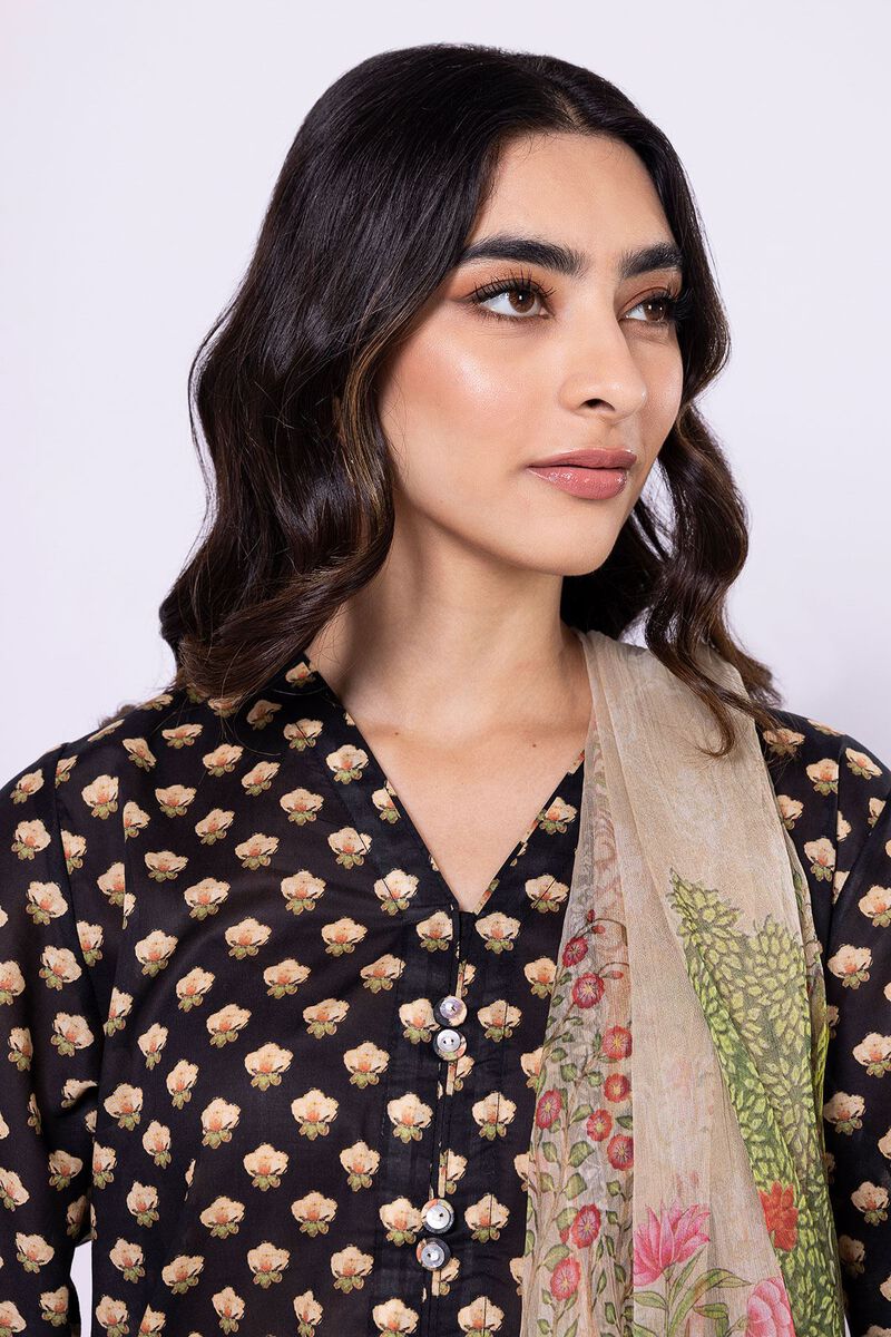 Buy Fabrics 3 Piece Suit 9.00 USD 1001763200 Khaadi Global