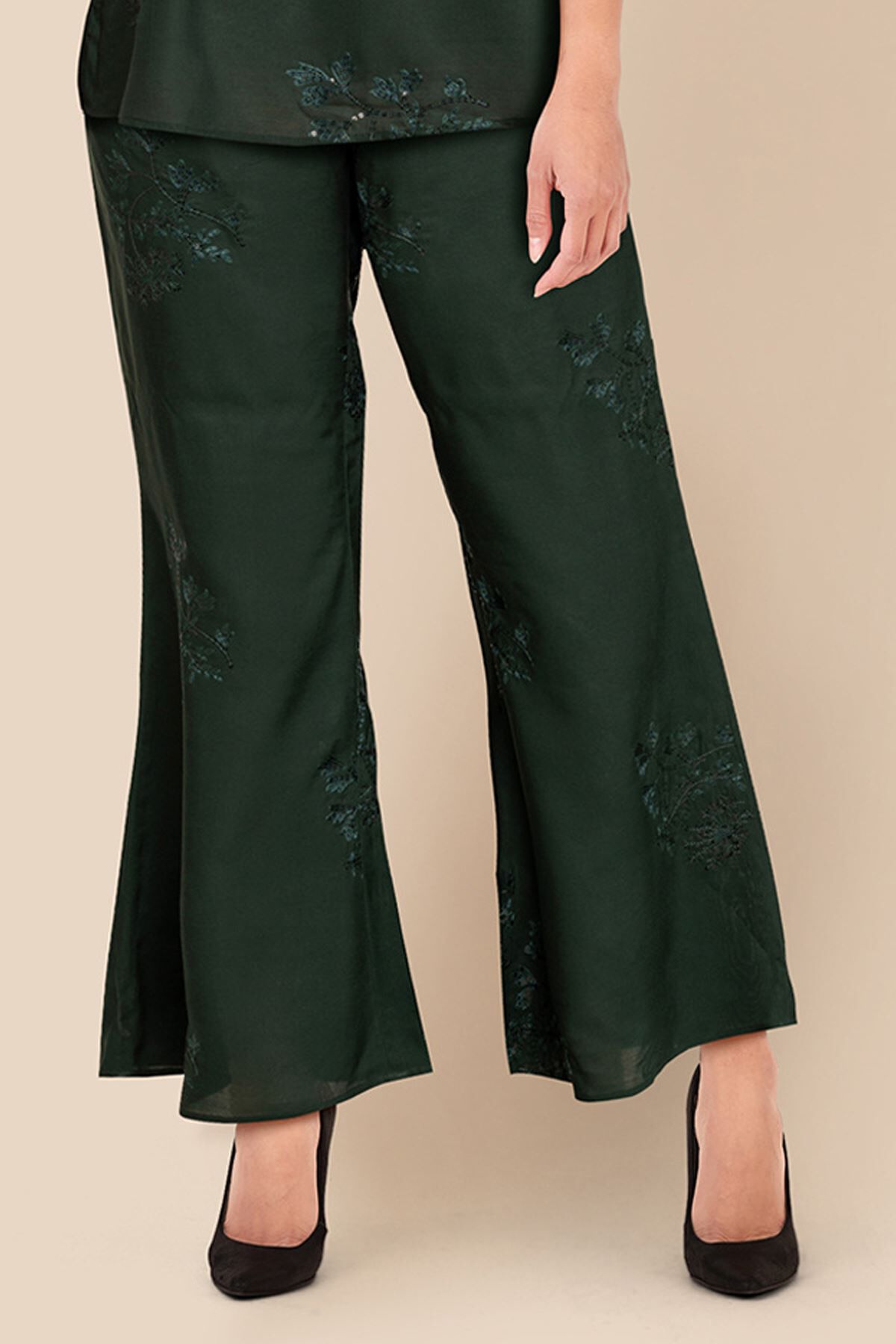 Khaadi embroidered trousers deals