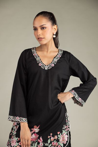 Embroidered | Cambric | Black Cambric Kurta | USD 45.00