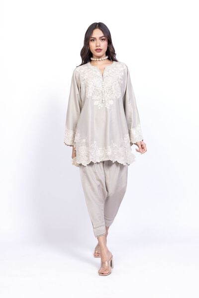 Embroidered | Raw Silk | Kurta | USD 55.00