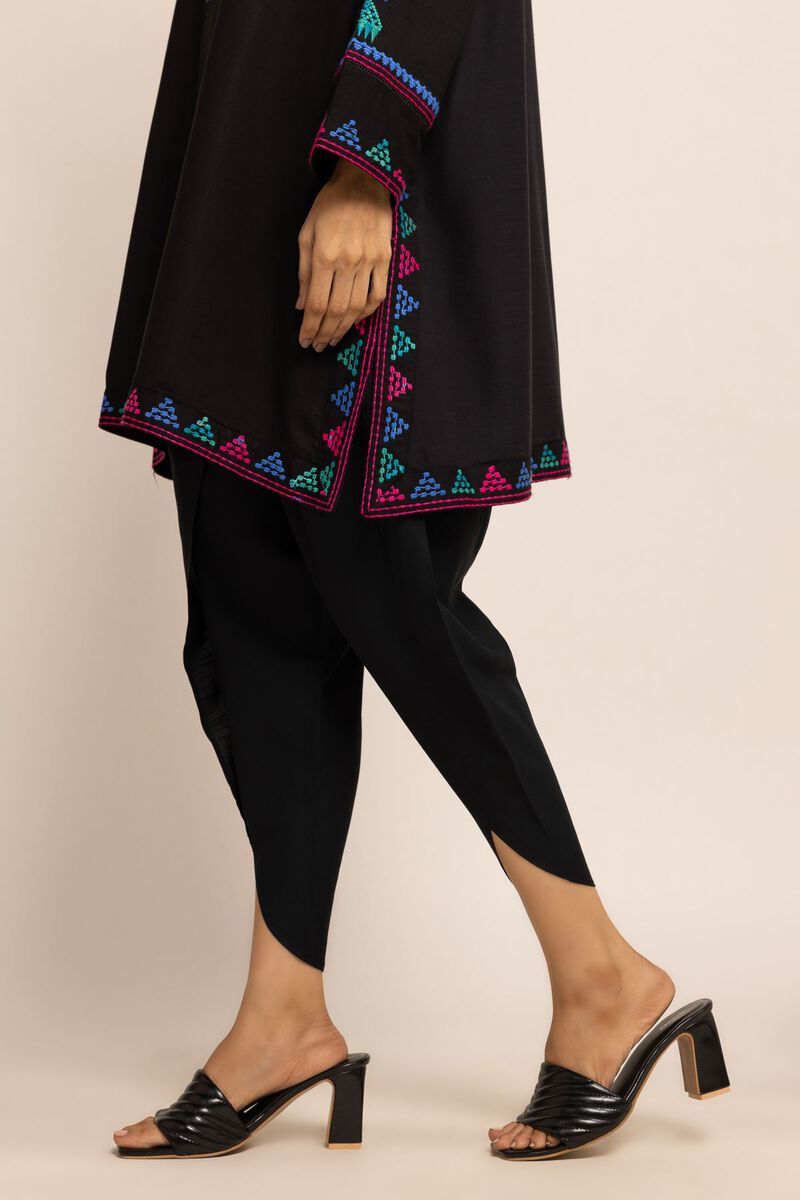  | Shalwar | Embroidered | null