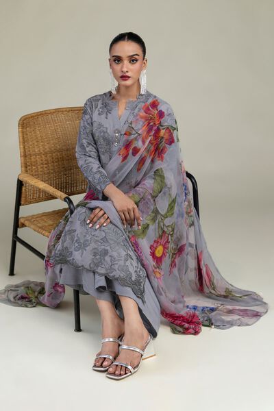 Embroidered | Raw Silk | Floral Silk Kurta | USD 70.00
