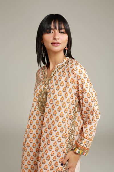 Embroidered | Cambric | Floral V-Neck Kurta | USD 35.00