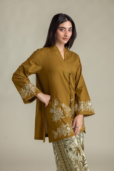 Embroidered | Cambric | Floral V-Neck Kurta | USD 40.00