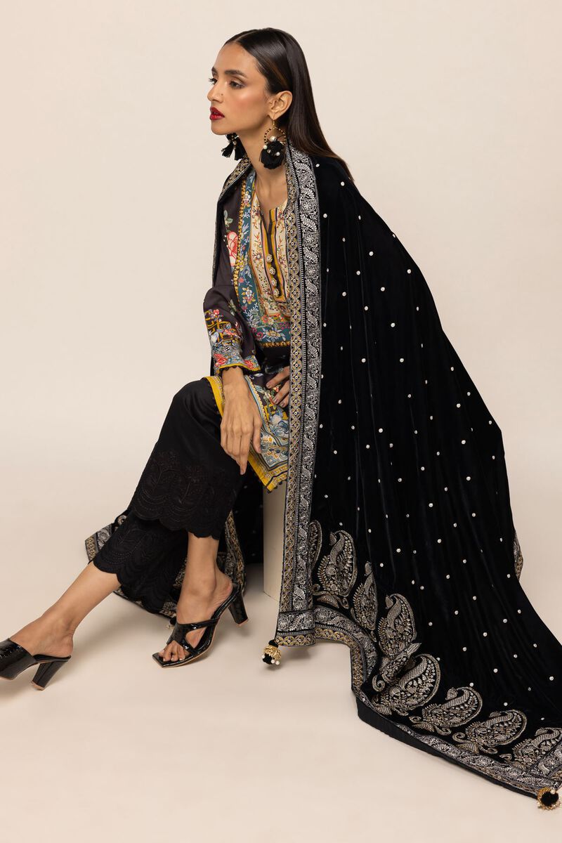  | Shawl | Embroidered | null