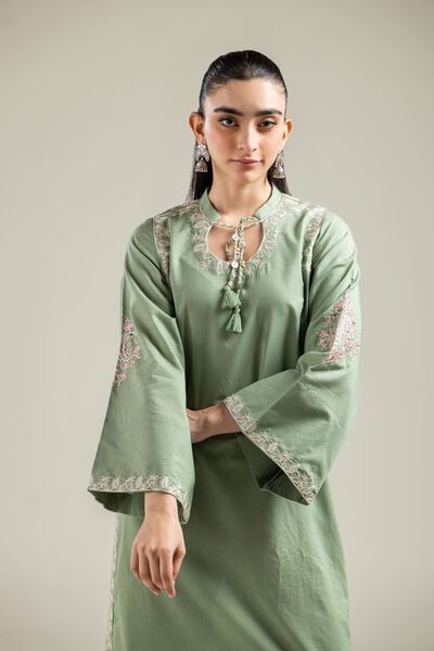 Embroidered | Mesuri | Floral Embroidered Kurta | USD 45.00