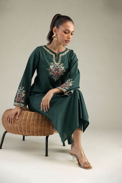 Embroidered | Cambric | Green Cambric Kurta | USD 40.00