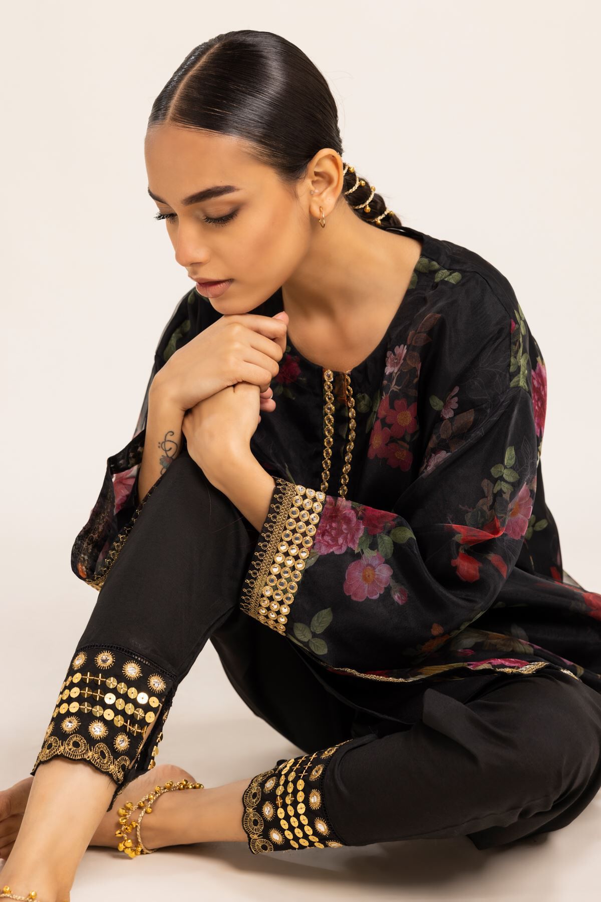 Khaadi leggings online
