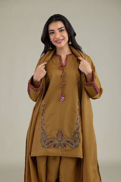 Embroidered | Cambric | Floral Cambric Kurta | USD 40.00