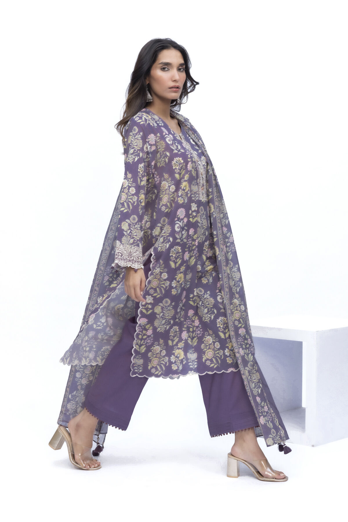 Buy Fabrics 3 Piece | 0.0 N/A | SS2338B-VG_MULTI | Khaadi Global