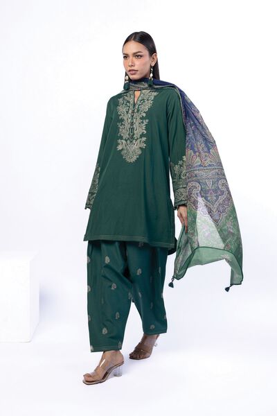 Dyed | Jacquard | Fabrics 3 Piece | USD 45.00