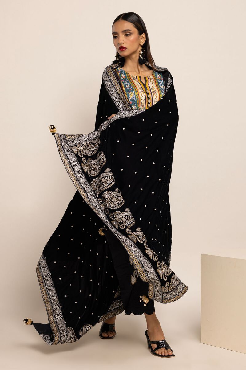  | Shawl | Embroidered | null