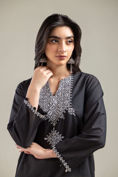 Embroidered | Mesuri | V-Neck Black Kurta | USD 35.00
