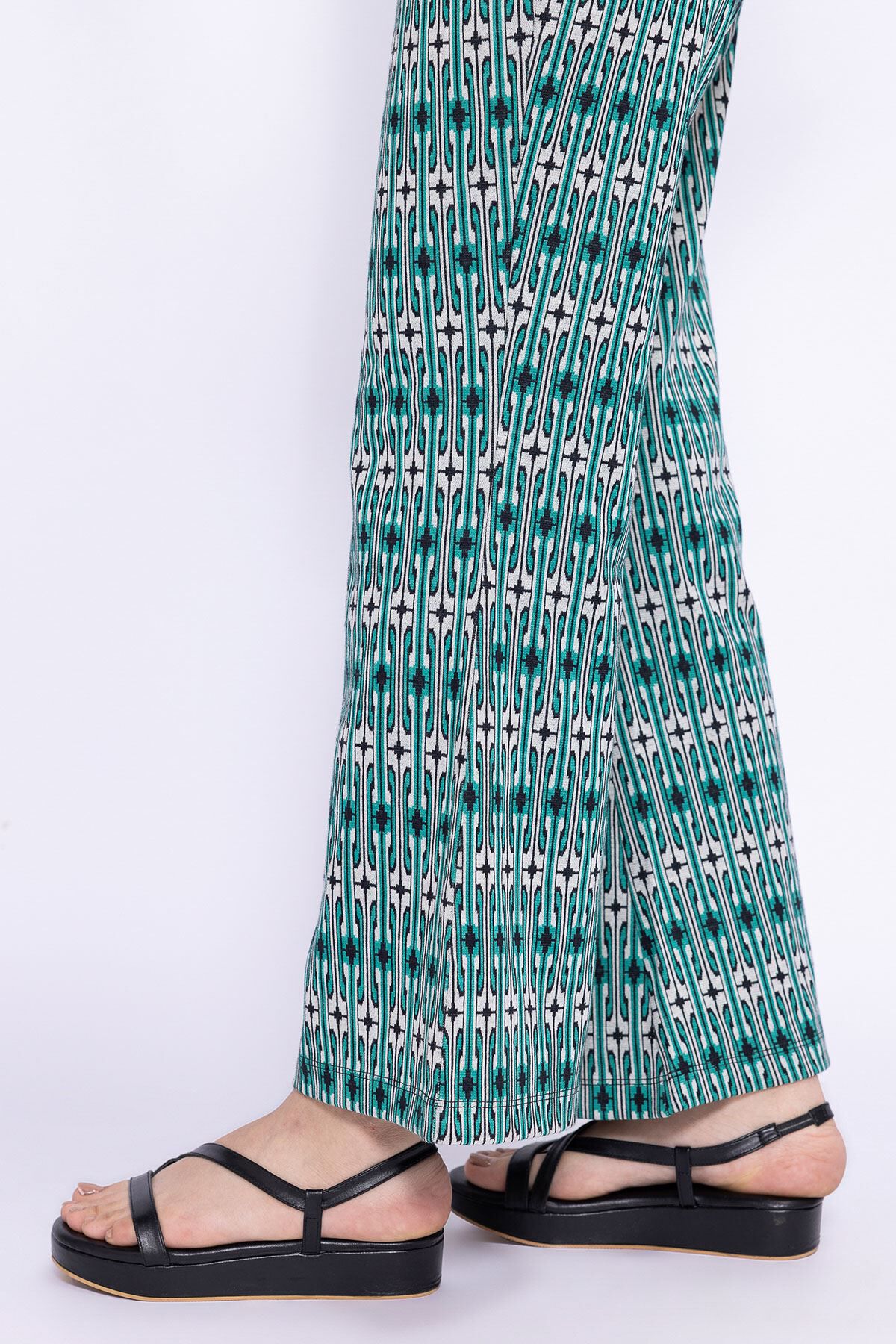 Khaadi trousers on sale
