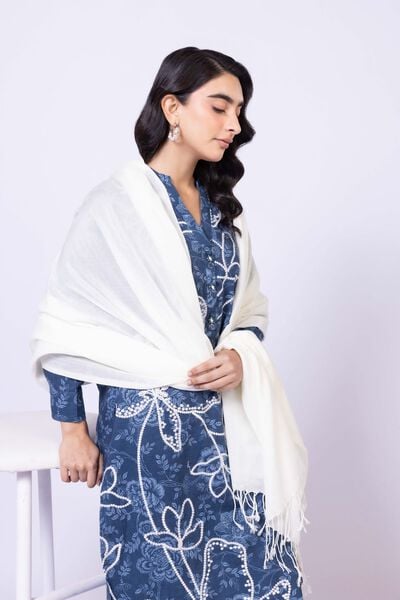 Dyed | Acrylic | Shawl | USD 15.00