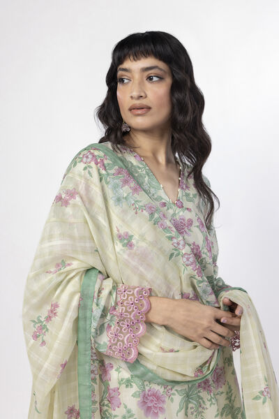 Embroidered | Lawn | Fabrics 3 Piece | USD 50.00