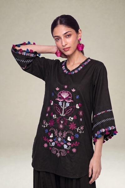 Embroidered | Cambric | Floral Black Kurta | USD 45.00