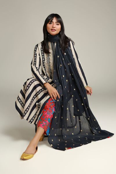 Embroidered | Cambric | Floral Cambric Kurta | USD 35.00