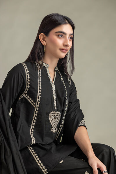 Embroidered | Lawn | Black Lawn Dupatta | USD 30.00