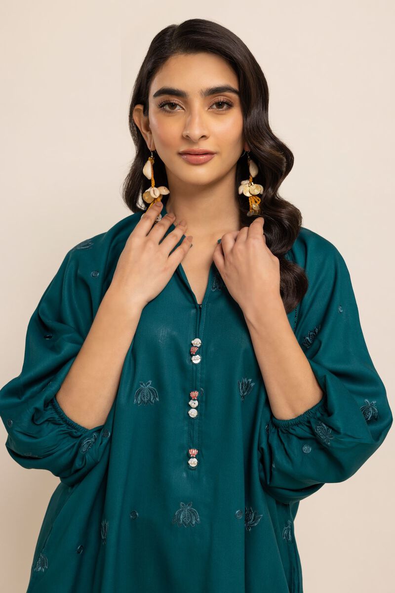  | Kurta | Embroidered | null