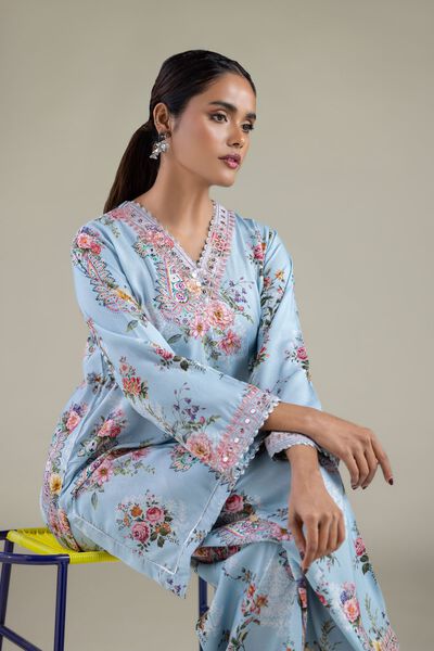 Embroidered | Viscose | Paisley V-Neck Kurta | USD 35.00