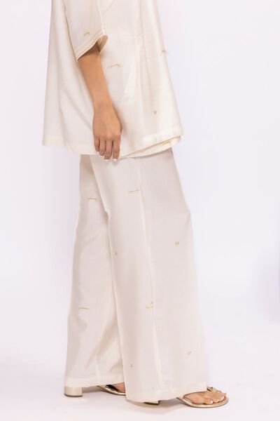 Relaxed Bootcut, OFF-WHITE, hi-res