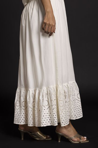  | Skirt | Embroidered | USD 15.60