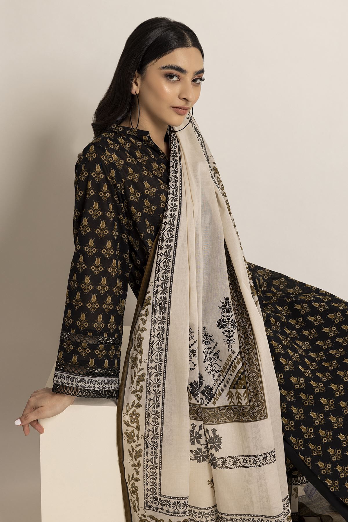 Khadi suit dupatta price deals