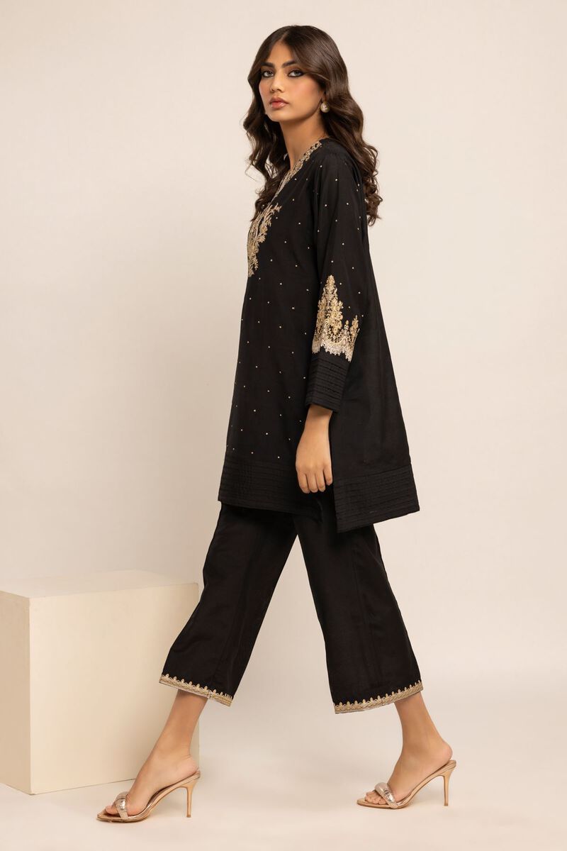  | Kurta | Embroidered | null