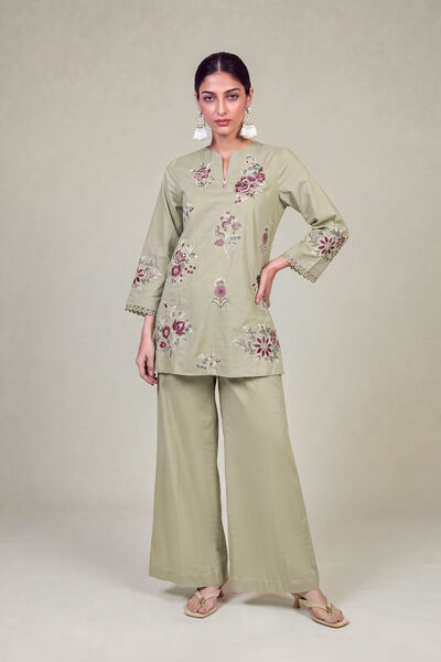 Embroidered | Cambric | Floral Cambric Kurta | USD 55.00