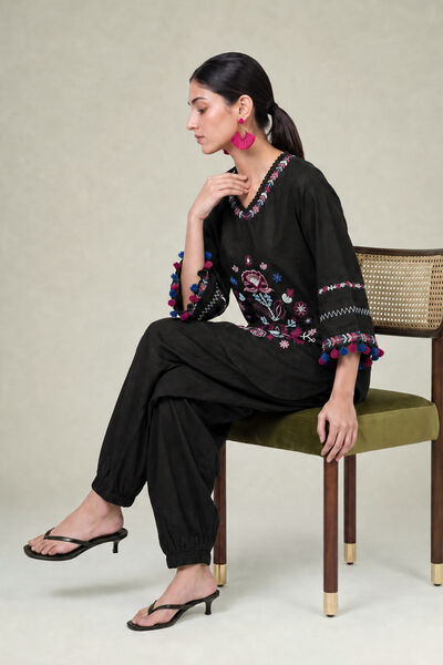 Embroidered | Cambric | Floral Black Kurta | USD 45.00