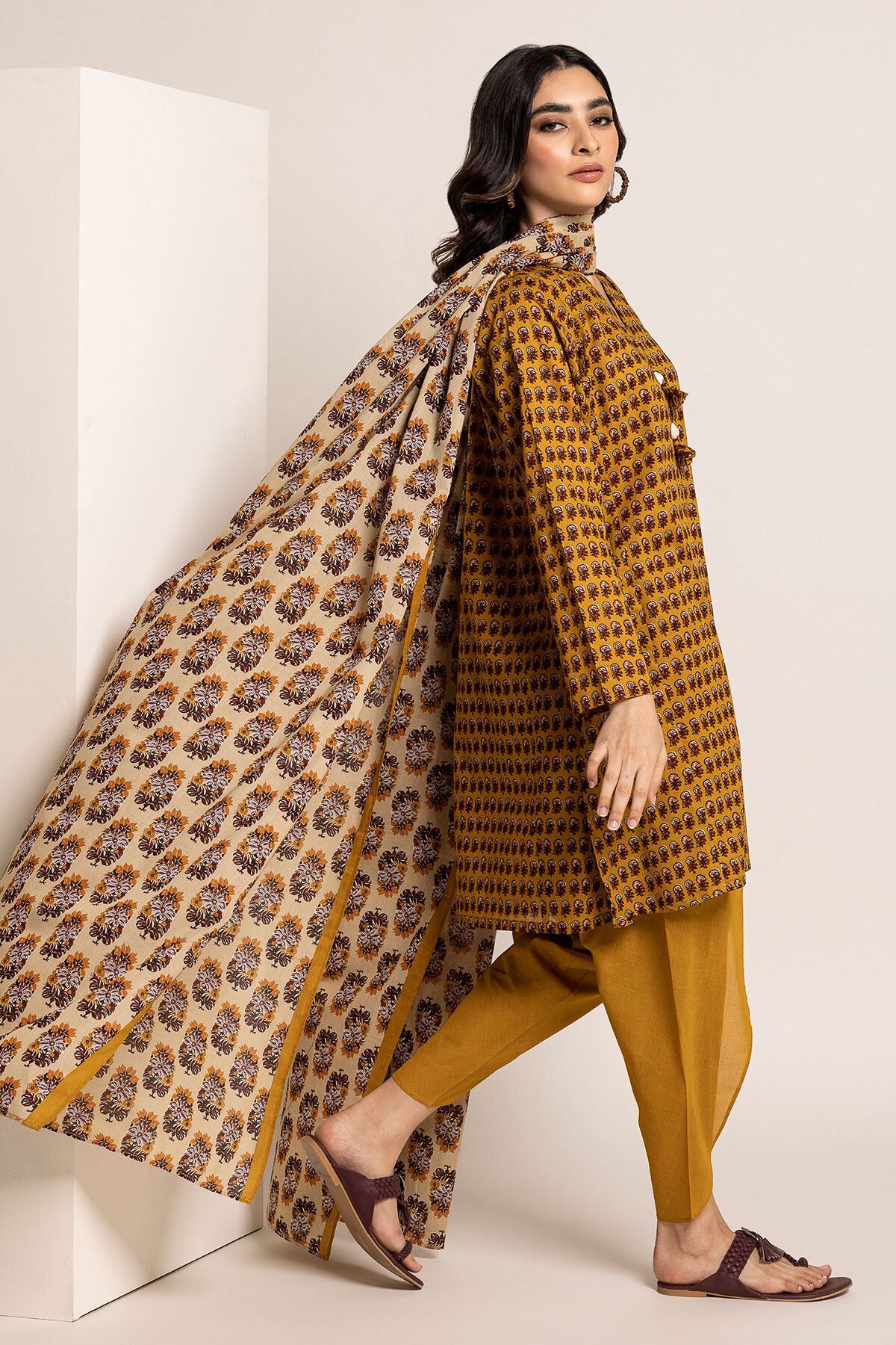 Khaadi lawn 3 piece suit discount