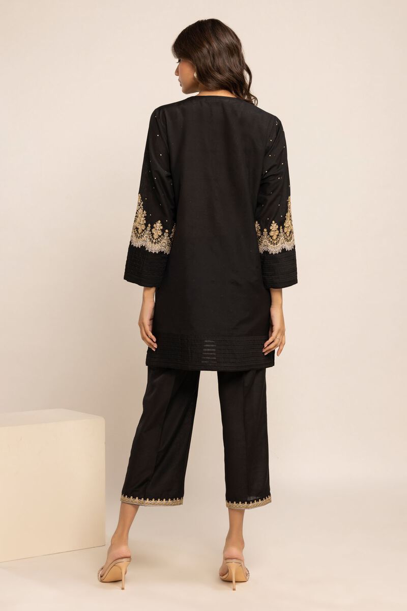  | Kurta | Embroidered | null