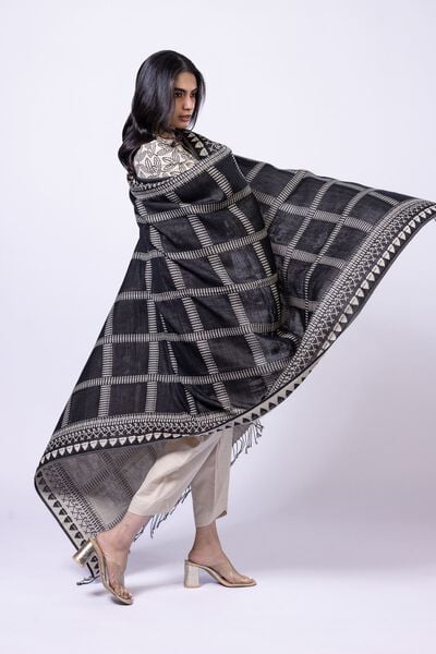 Dyed | Acrylic | Shawl | USD 18.00