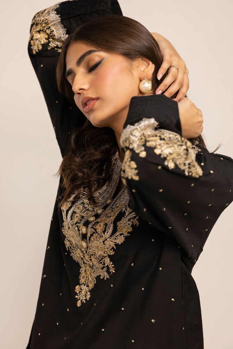  | Kurta | Embroidered | null