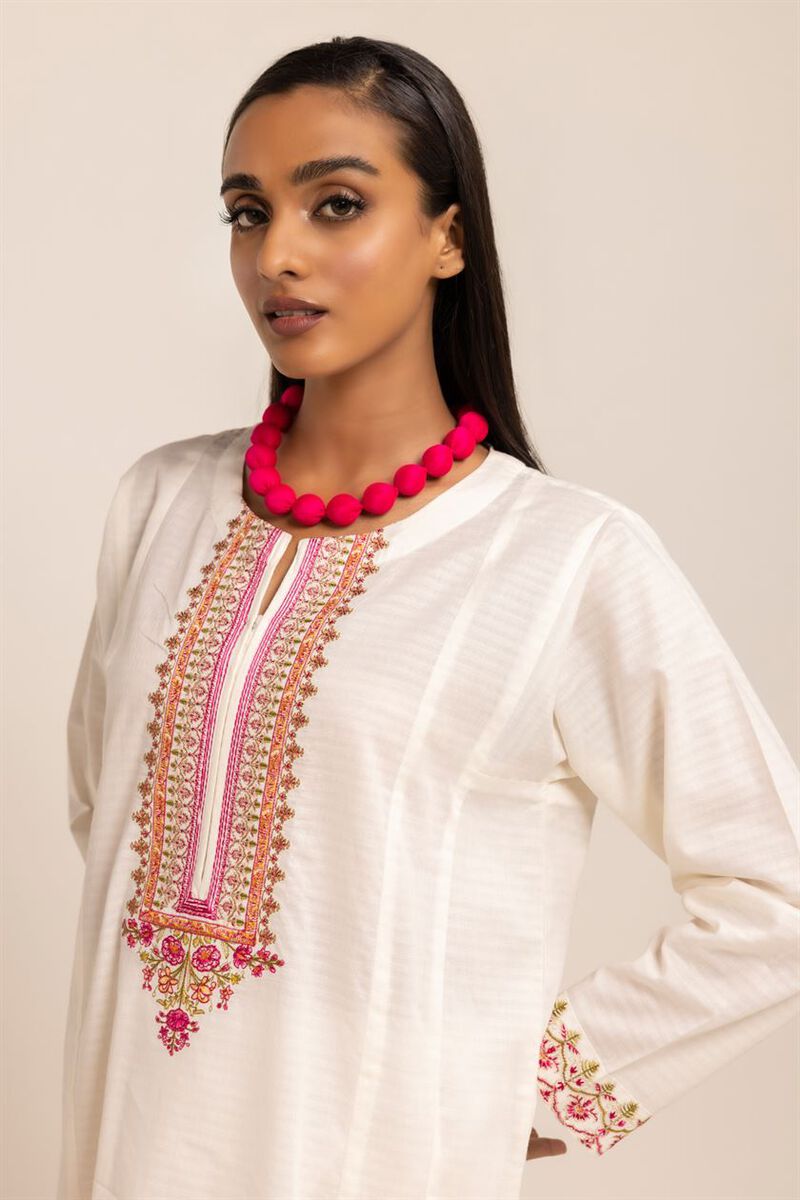  | Kurta | Embroidered | null
