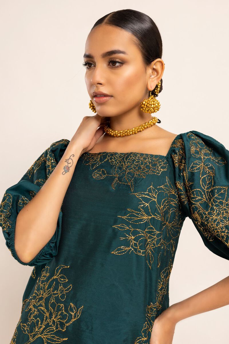  | Kurta | Embroidered | null