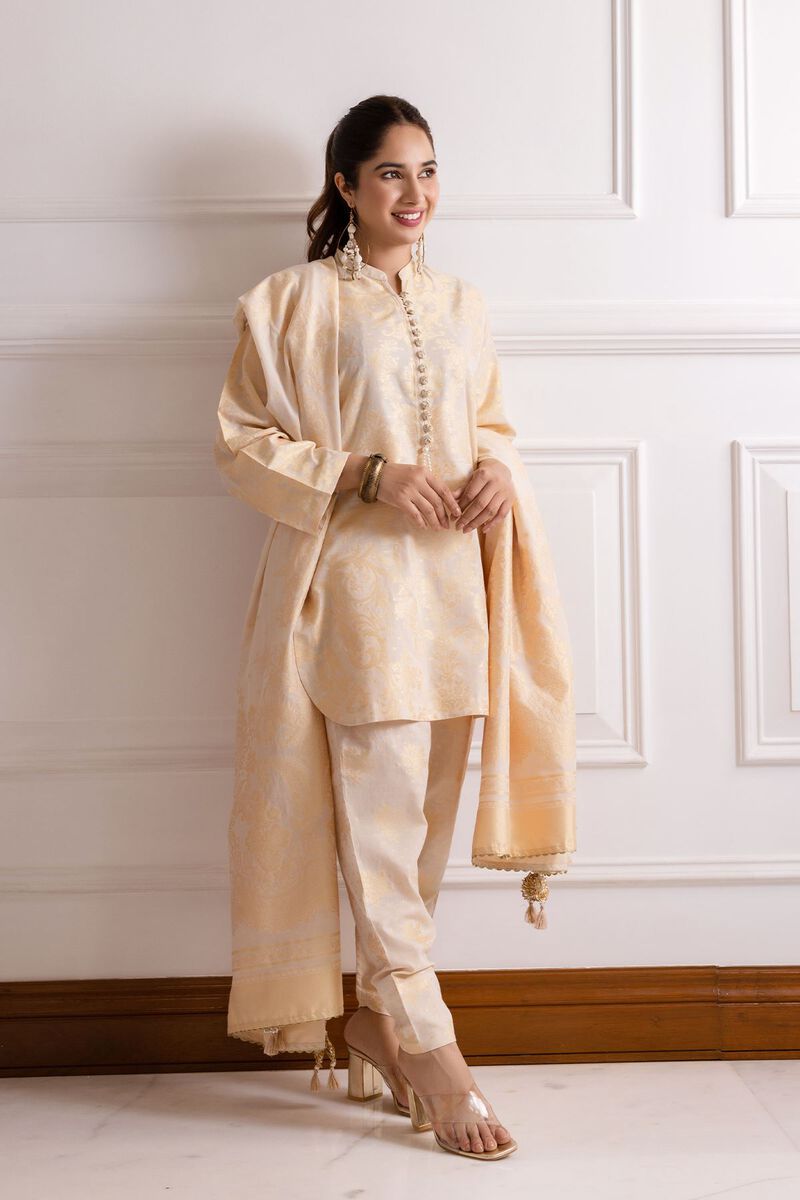  | Kurta | Embroidered | null
