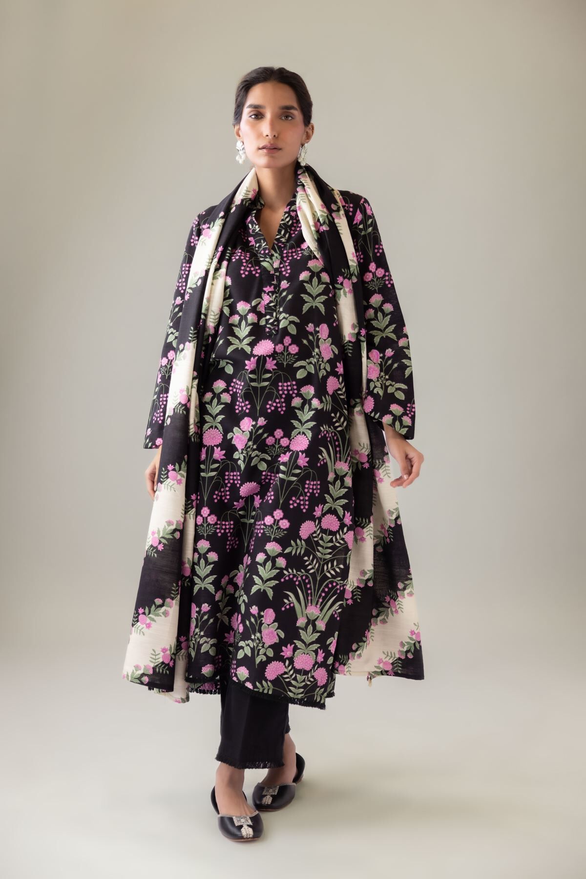 Buy Kurta | 0.0 N/A | 25-09-12E2-04TA-VG_MULTI | Khaadi Global