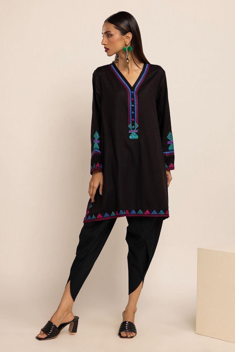  | Kurta | Embroidered | null