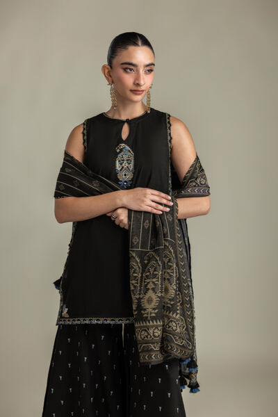 Embroidered | Mesuri | Black Mesuri Dupatta | USD 35.00