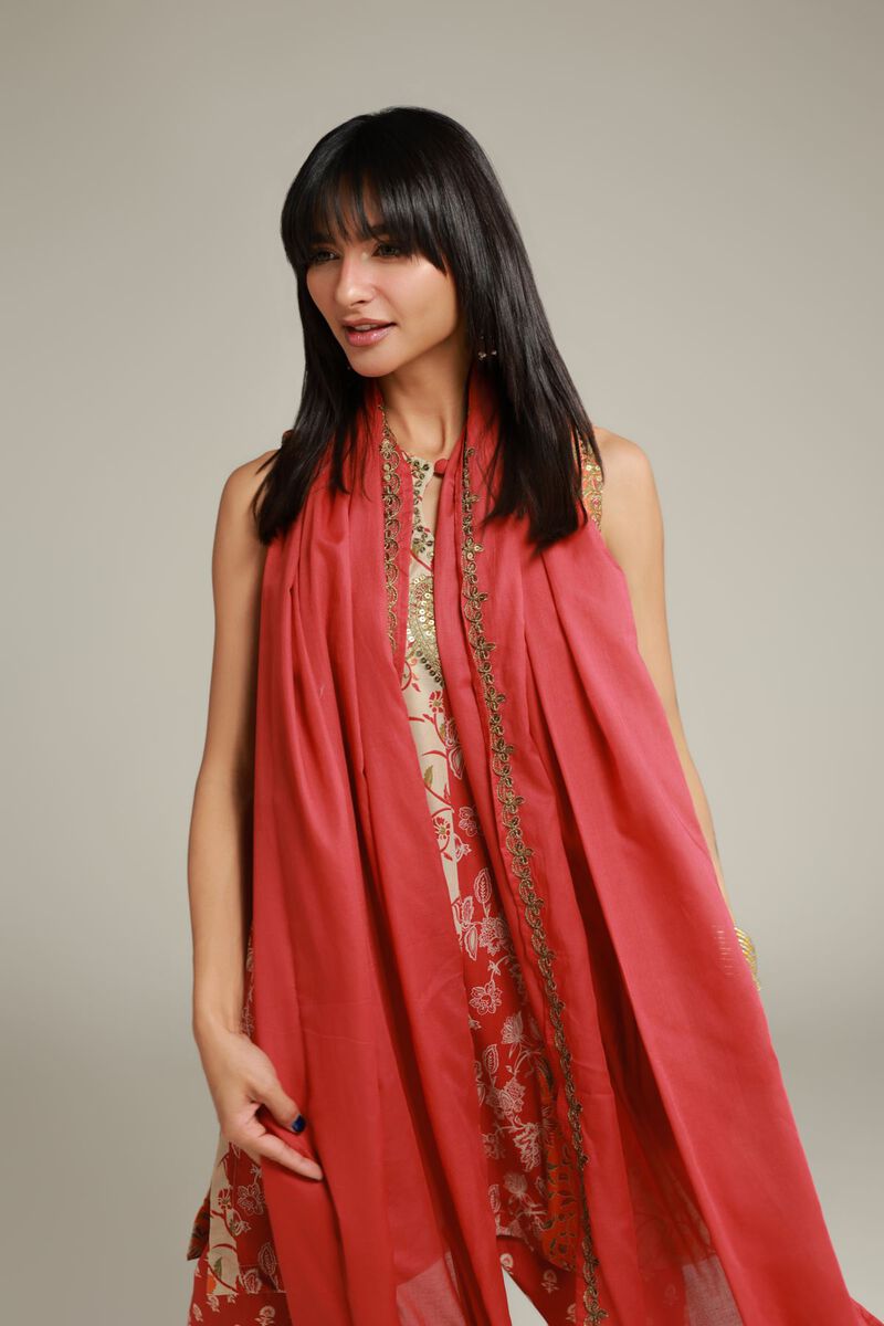 https://global.khaadi.com/dw/image/v2/BJTG_PRD/on/demandware.static/-/Sites-khaadi-master-catalog/default/dwf7180c70/images/hi-res/1-26-138-c-g_multi_1.jpg?sw=800&sh=1200