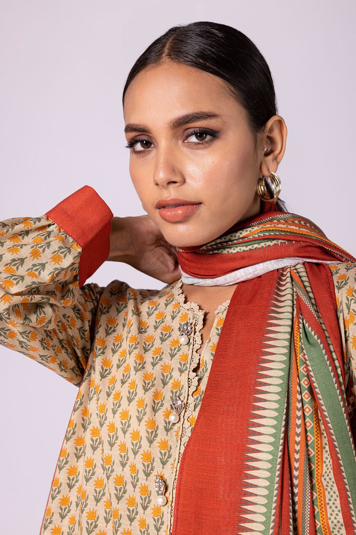 Khaadi discount suit price