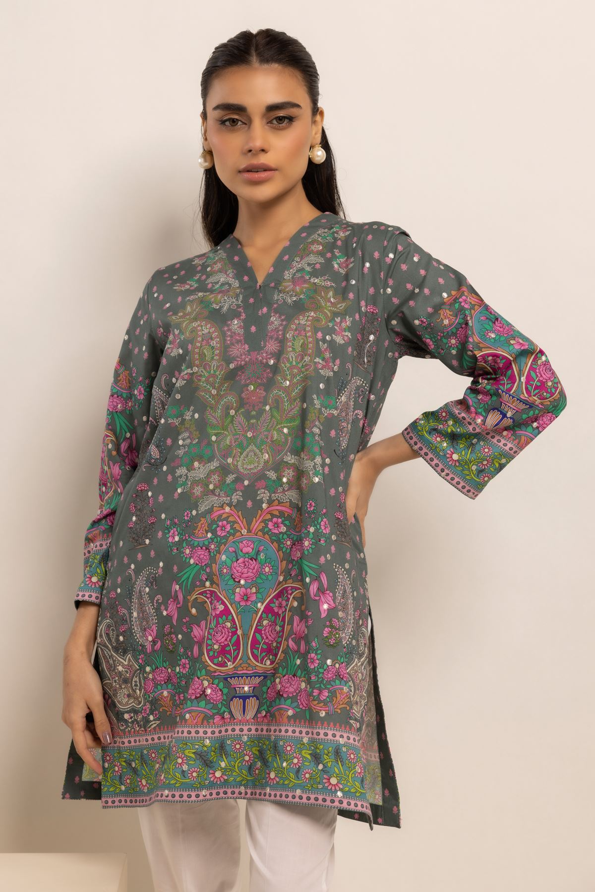 Buy Kurta | Embroidered | 10.20 USD | 1001779994 | Khaadi Global