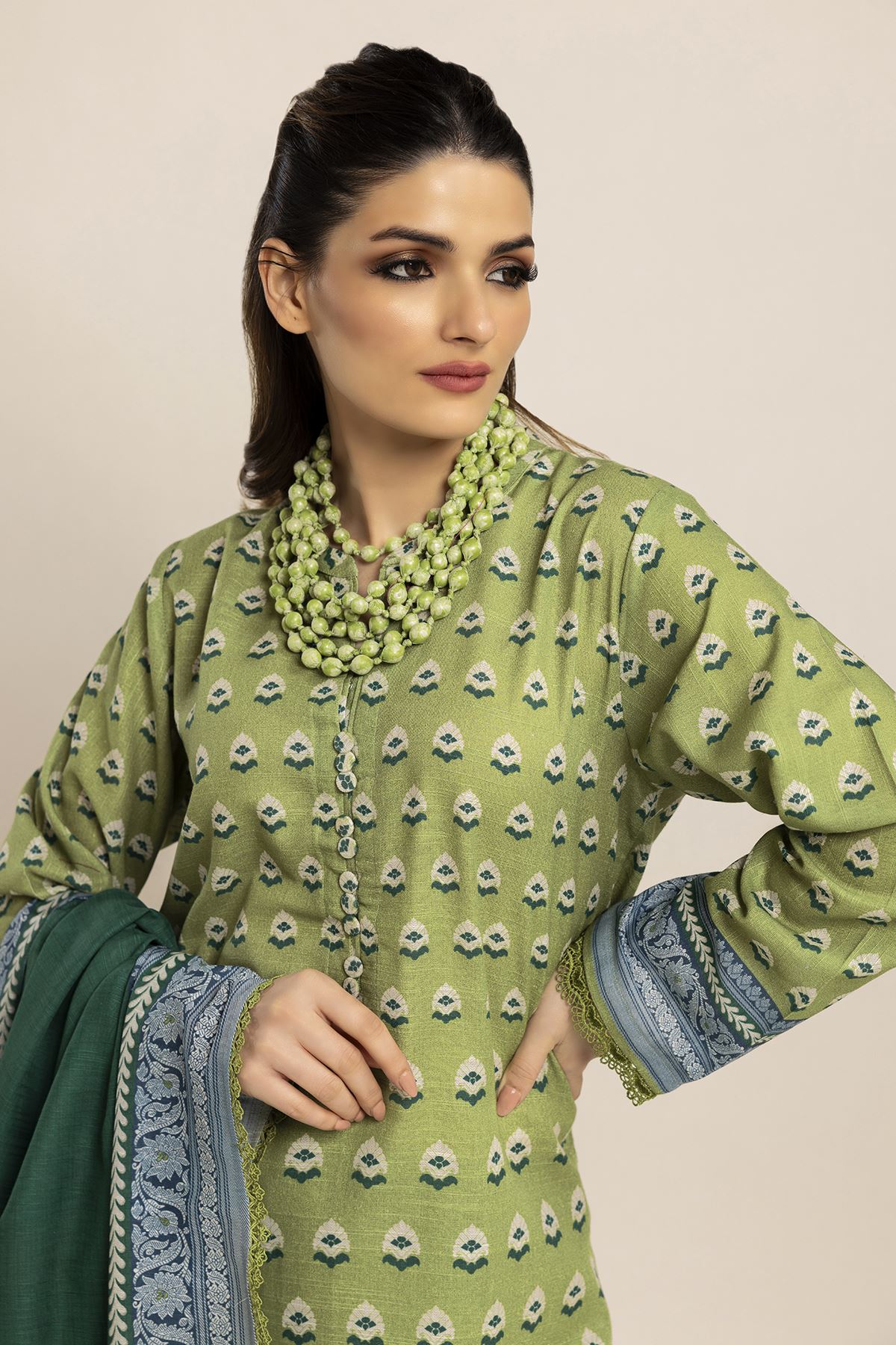 Buy Fabrics 3 Piece | 7.20 USD | 1001785315 | Khaadi Global